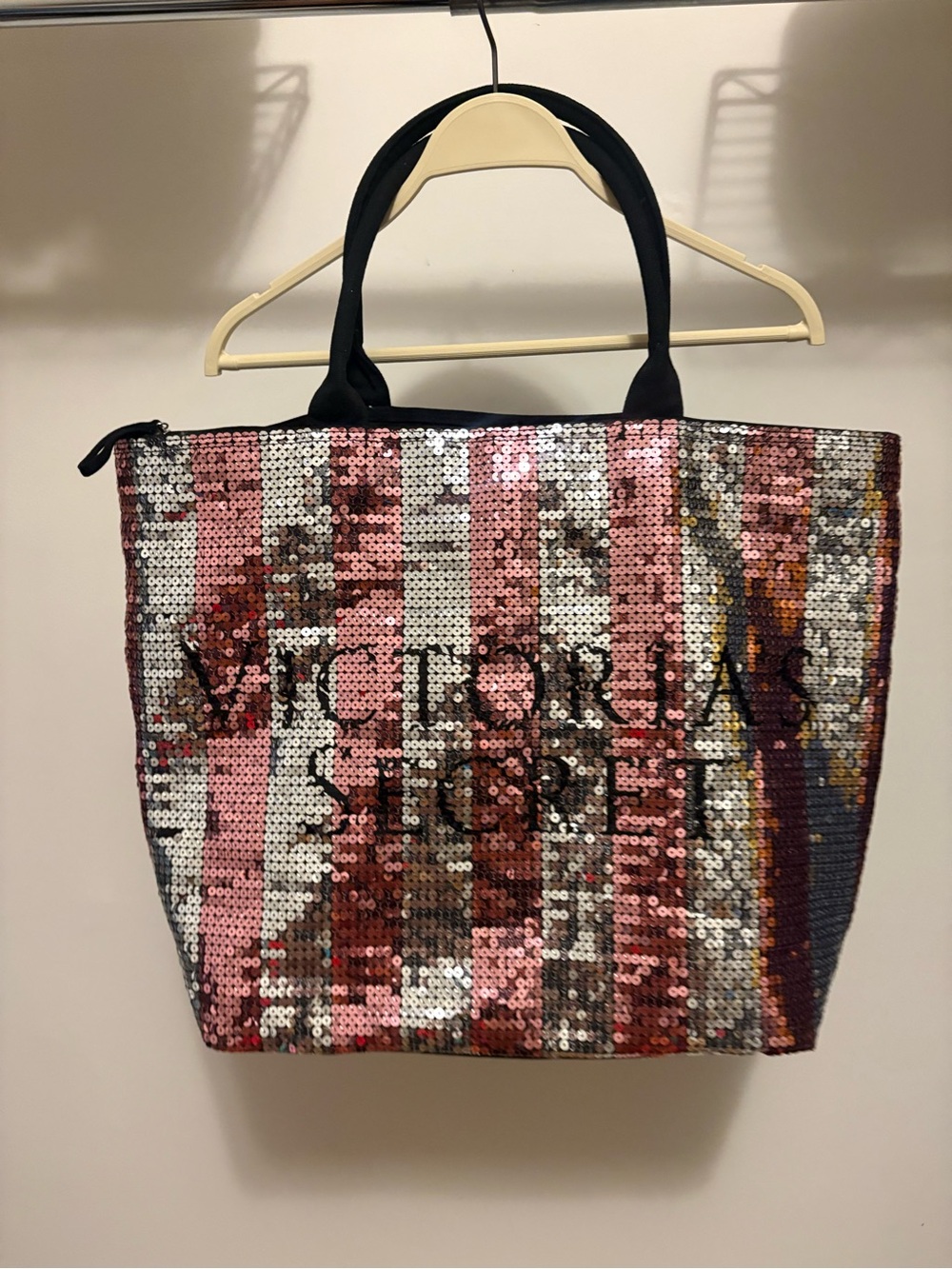 Victoria’s Secret Sequin Oversized Tote Bag | Pink & Silver Y2K Glam - Picture 3 of 12